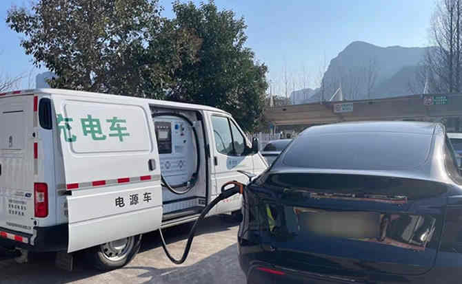 张家口汽车搭电